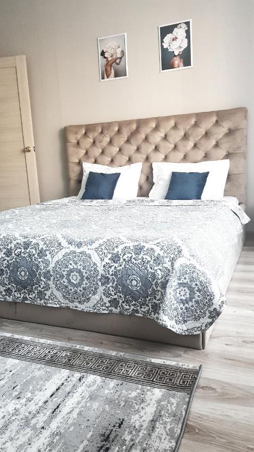 Apartmán Трц Kostanay Plaza Exteriér fotografie
